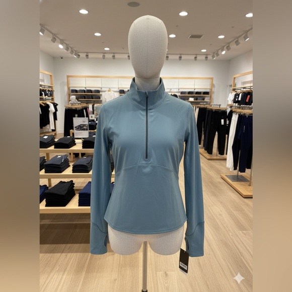 Lululemon Athletica Blue Perforated Top - Picture 6 of 6